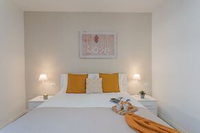 Zezio 44 in Como With 2 Bedrooms and 1 Bathrooms