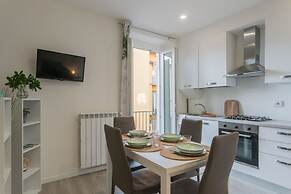 Zezio 44 in Como With 2 Bedrooms and 1 Bathrooms