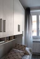 Zezio 44 in Como With 2 Bedrooms and 1 Bathrooms