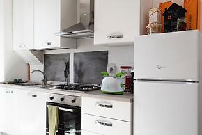 Zezio 44 in Como With 2 Bedrooms and 1 Bathrooms