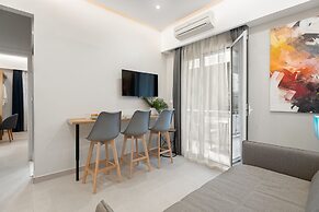 Captain's Seafront Apartments