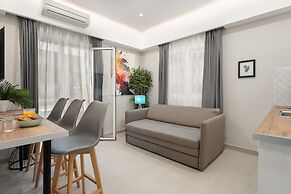 Captain's Seafront Apartments
