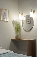 Captain's Seafront Apartments