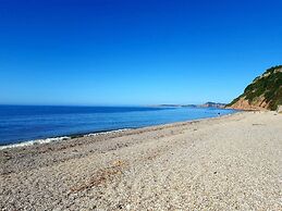 Seaside Chalet Retreat in Sidmouth