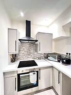 Stylish Spacious 1Bd Apt-kingbed-10min Heaton Park