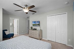 Themed 5Bd Paradise Palms Close to Disney w Pool 8951