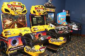 Themed 5Bd Paradise Palms Close to Disney w Pool 8951