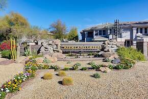 Lux Scottsdale Condo Overlooks 9th Hole Near Golf
