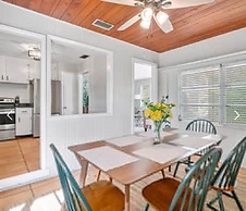 Chic Downtown Sarasota Cottage Retreat