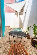 Tropical House With Private Pool in Downtown