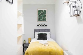 House-sleeps7-parking-garden-petfriendly