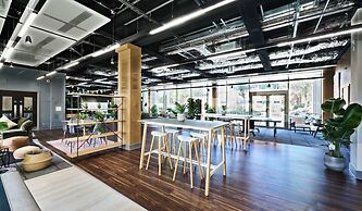 Student Only The Oaks