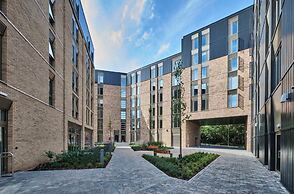 Student Only The Oaks