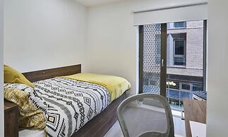 Student Only The Oaks