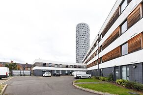 Student Only The Summit