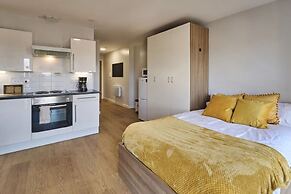 Student Only The Summit