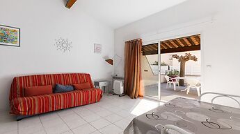 Stylish Coastal Hideaway, Agde