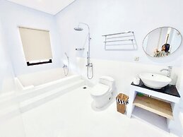 Double D Guesthouse and Villa