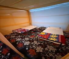 Arail Tent City Kumbh Cottage