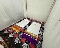 Arail Tent City Kumbh Cottage