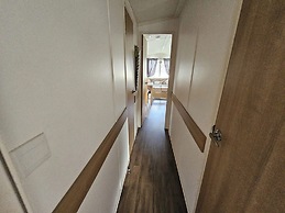 Heidi 2 Bed Robin Hood