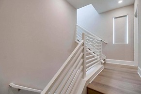 Santa Barbara Loft