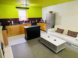 PHOENIX Apartments