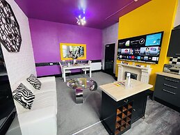 PHOENIX Apartments