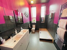 PHOENIX Apartments