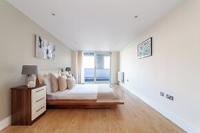 Modern 1 bed flat in Greenwich
