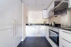 Modern 1 bed flat in Greenwich