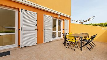 Stylish Stay by the Sea