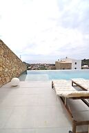 Zennova 52  Villa Cueva