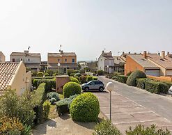 Seaside Family Apartment in Agde