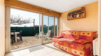 Bright Seaside Retreat in Agde