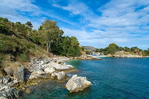 Bayside House in Corfu