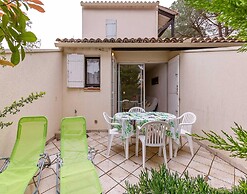 Cozy Retreat Near Agde Beach