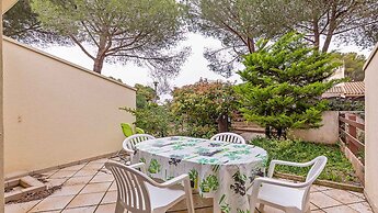 Cozy Retreat Near Agde Beach