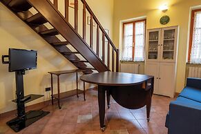 Cozy Pietrasanta Central Apartment With Loft