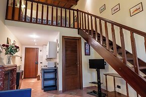 Cozy Pietrasanta Central Apartment With Loft