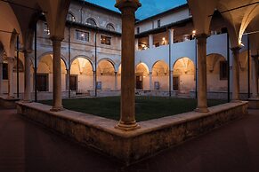 Cozy Pietrasanta Central Apartment With Loft