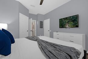 2306 SP - Disney Villa: 2br, Pool, Near Magic!