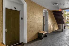 2306 SP - Disney Villa: 2br, Pool, Near Magic!