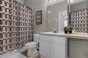 2306 SP - Disney Villa: 2br, Pool, Near Magic!