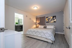 3085 TS - Opulent 5 BR Townhome Private Pool