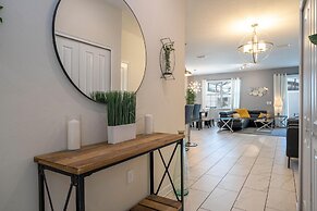 3085 TS - Opulent 5 BR Townhome Private Pool