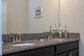 3085 TS - Opulent 5 BR Townhome Private Pool