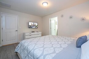 3085 TS - Opulent 5 BR Townhome Private Pool