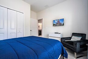 3085 TS - Opulent 5 BR Townhome Private Pool