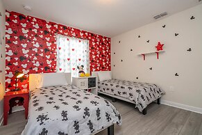 3085 TS - Opulent 5 BR Townhome Private Pool